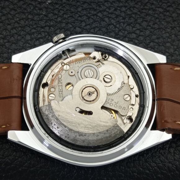 Vintage 1978 Seiko FCB Automatic Mens Silver Watch W/daydate & FCB accents - Picture 9 of 9